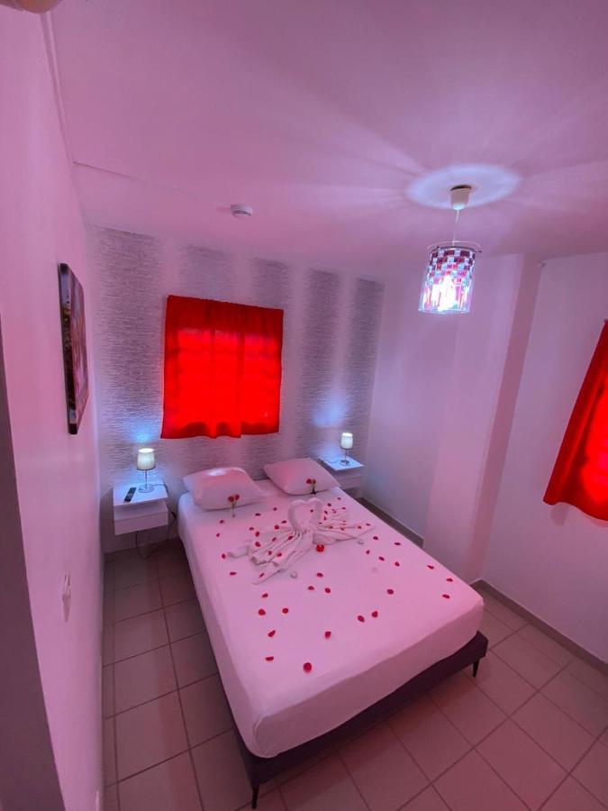 Hotel Le Channel Le Marin Екстериор снимка